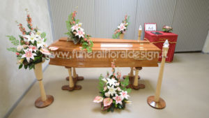 Arredo floreale case funerarie camera ardente